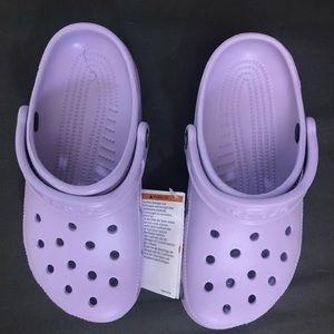 BN WITH TAG lavender classic Crocs sz 7